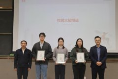 云昇腾云办事具备全栈自从立异、大规模算力、 